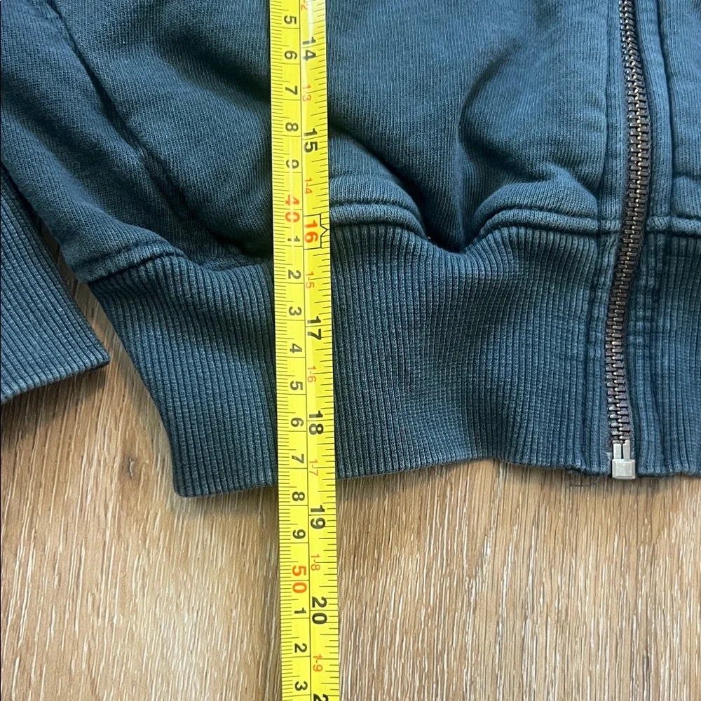 Zara Small Distressed Gray CropZip-Up Jacket